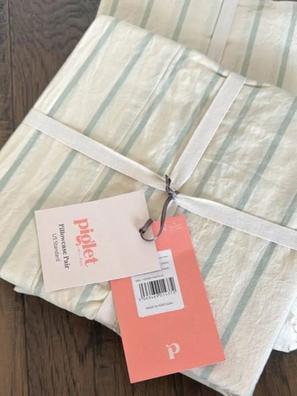 Piglet in Bed MELLOW GREEN Stripes QUEEN Duvet Cover Set. 2 Standard PCases